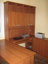 Muebles de Oficina Melamina guindo en base MDF 18mm